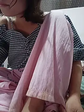 Linda-yiyi webcam