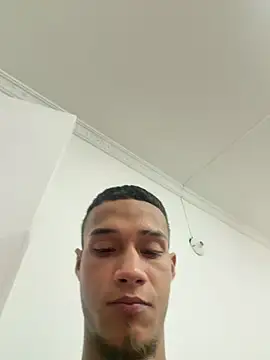 friends_lust_latin webcam