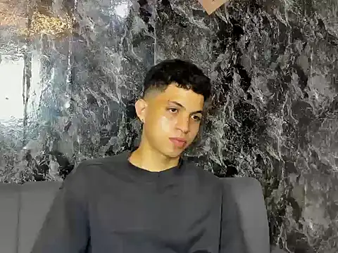 cameron_lux77 webcam