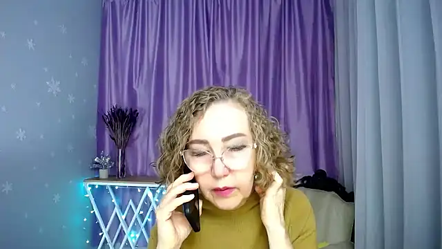 queen_a_n_i webcam