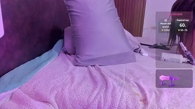 eimy_jones_ webcam