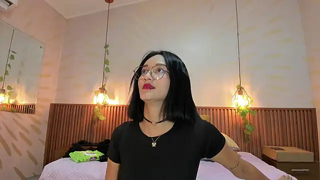 daphne_courtis webcam