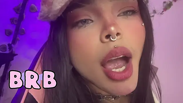 maki_xoxo - Maki_XOXO's free webcam - UK Sex Cams