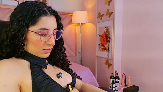 DemiJones_ webcam