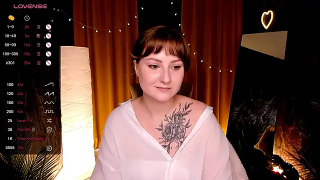 velvet_cherry_ webcam
