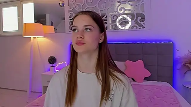 LuisaClover webcam