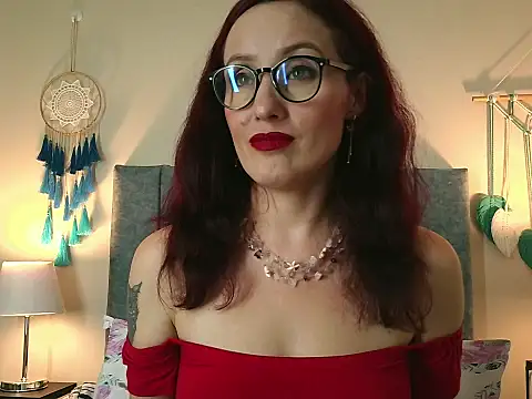 Watch IberianMoonMK live on EroticFlix - High definition streams