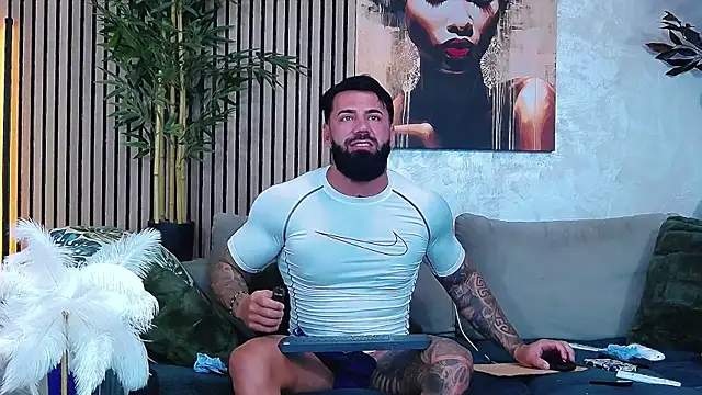 masterkingofmusclee webcam