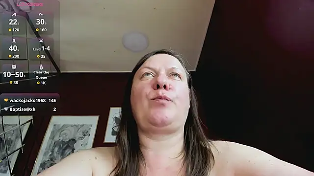 KellyPerfection live cam on StripChat