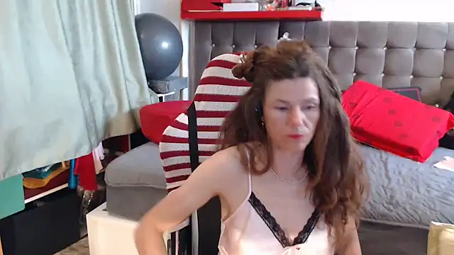 kellyterapy webcam