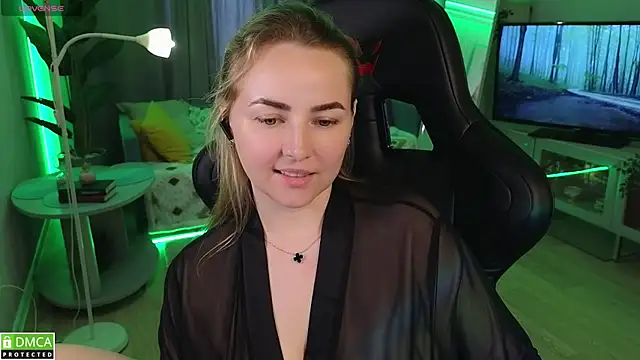 Mira_Mermayd webcam