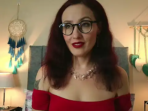 Watch IberianMoonMK live on EroticFlix - High definition streams