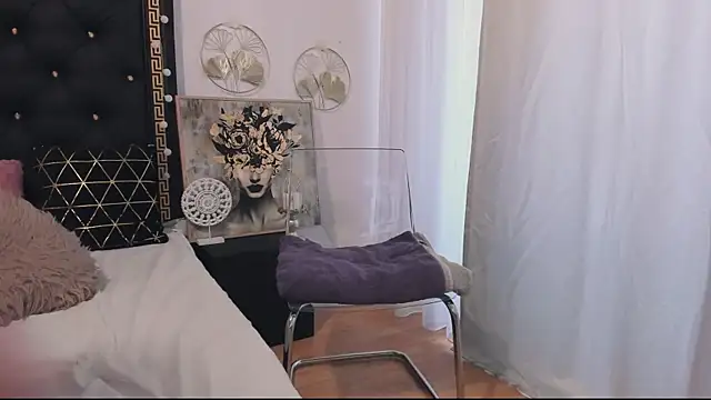 PreciousAillyn webcam