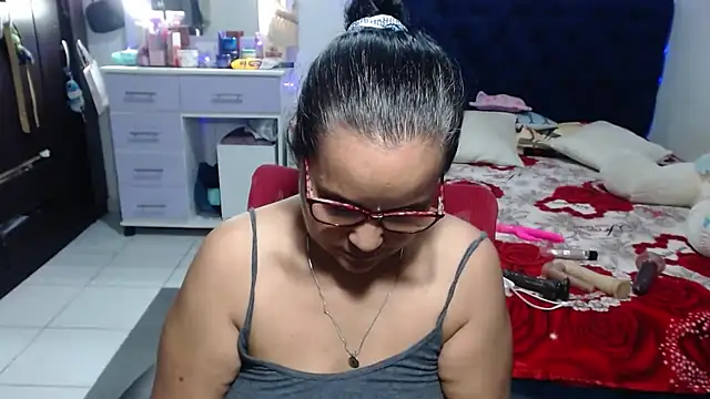 pervert_mommy_