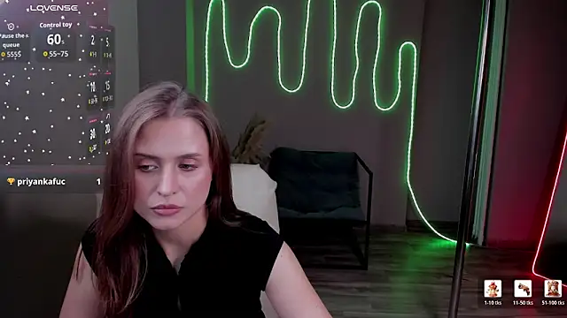 LeslieAarons webcam