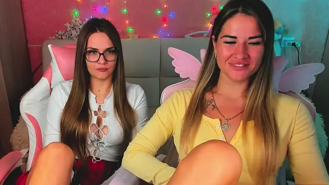 hotty_girls_here - Hotty_girls_here's free webcam - UK Sex Cams