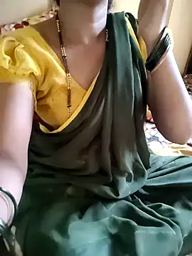 Watch anuradha1432 live on EroticFlix - High definition streams