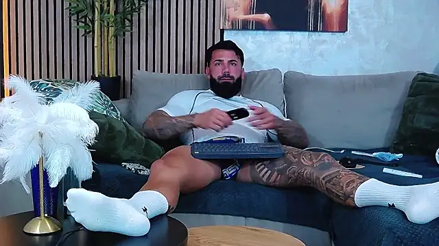 masterkingofmusclee webcam