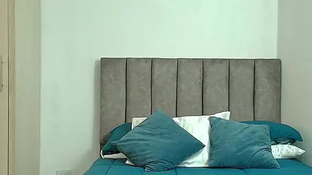 karina_lewis_ webcam
