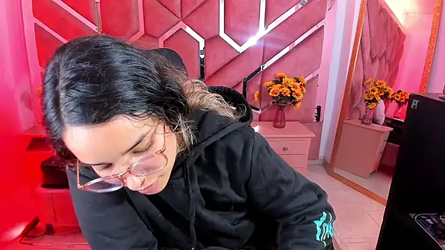 Olivia_Fox69 webcam