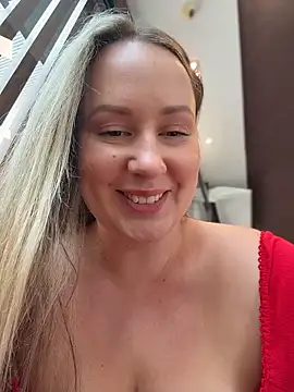 Watch Mona_Plus live on EroticFlix - High definition streams