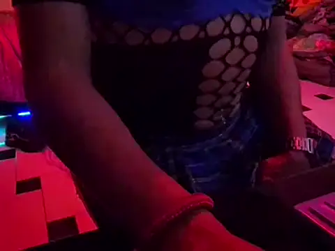 TUPtitaHot live cam