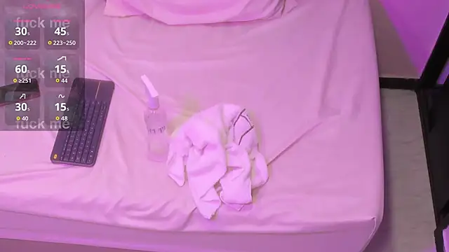 sharlotthe_bigass webcam