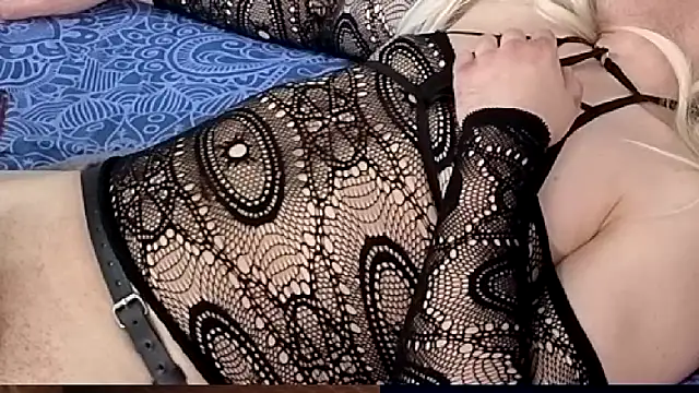 very-sweet (T milf) - anal balls