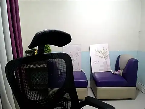 devine_goddess webcam