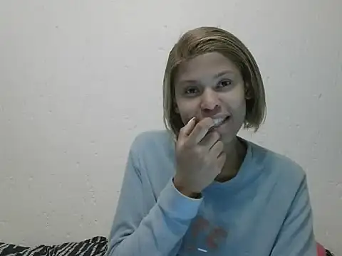Slender012 webcam