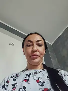 maiagold (F milf) - Pants off-LT 2 min ctrl toy