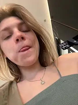 valenciashock (F young) - Full naked
