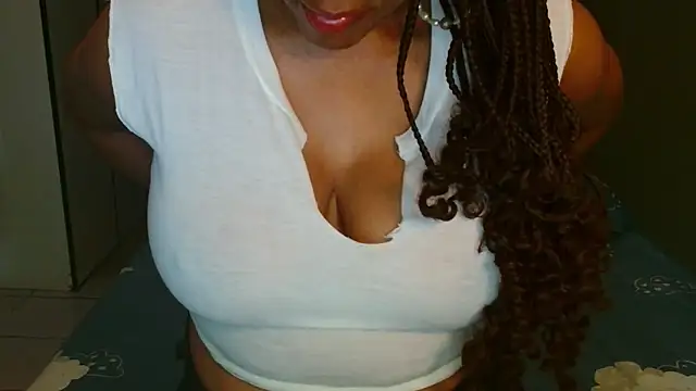 Lillyan_N live cam