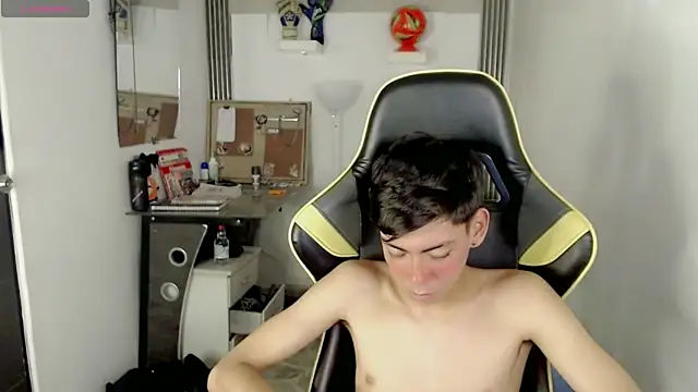 liarr_ (M twink) - show cum