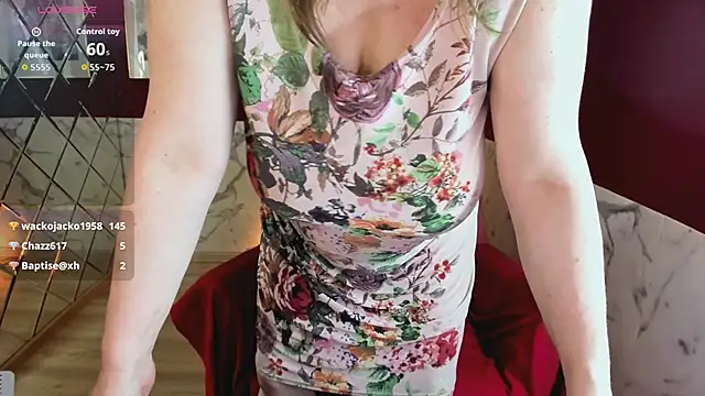 KellyPerfection webcam