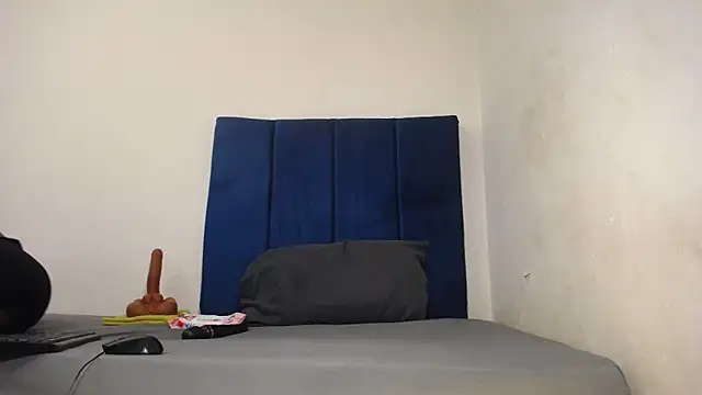 Kelly-001 live sex cam
