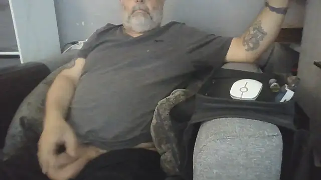 Naturistmale45 webcam