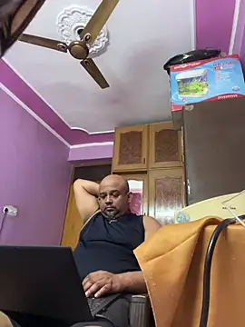 Dick_6inches_Delhi