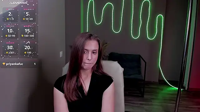 LeslieAarons live cam on StripChat