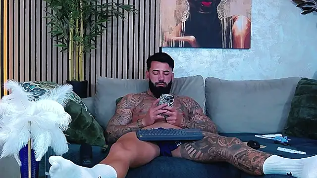 masterkingofmusclee webcam