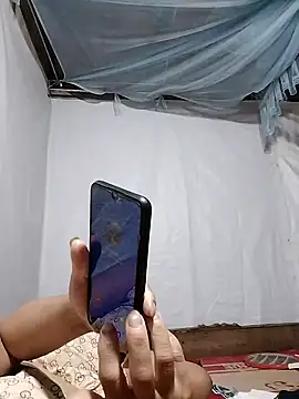 BigAss-69 webcam