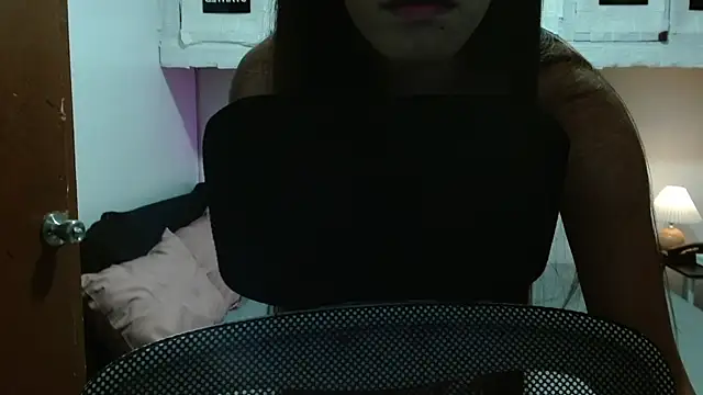 MollyButcher webcam