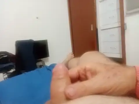 kikevt197501 live cam on StripChat
