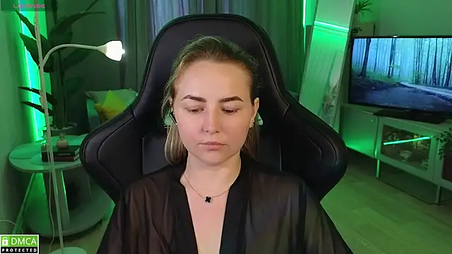 Mira_Mermayd webcam