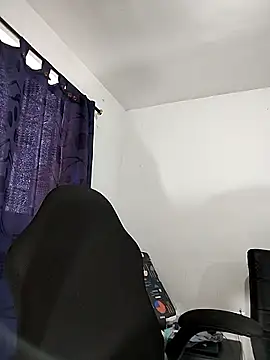 LucyDiamonds1 webcam