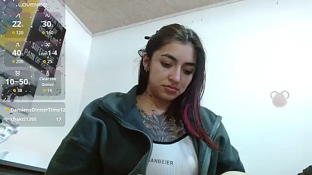 zoebakers_ - ZoeBakers_'s free webcam - UK Sex Cams