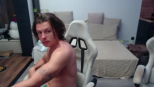 Sunny-Girl1 webcam