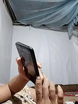 BigAss-69 webcam