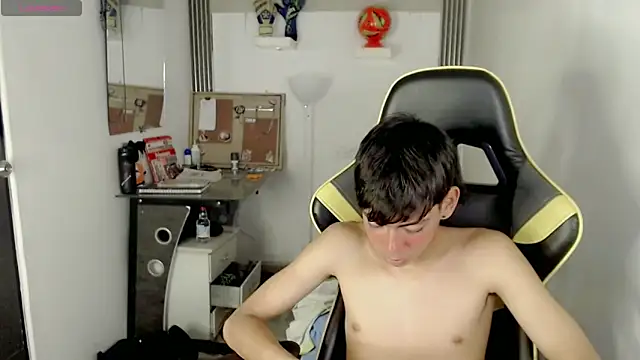 liarr_ - Liarr_'s free webcam - UK Sex Cams