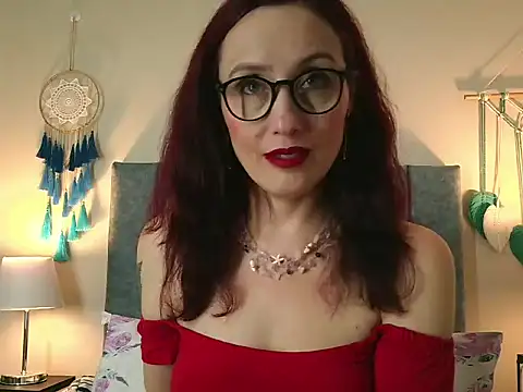 Watch IberianMoonMK live on EroticFlix - High definition streams
